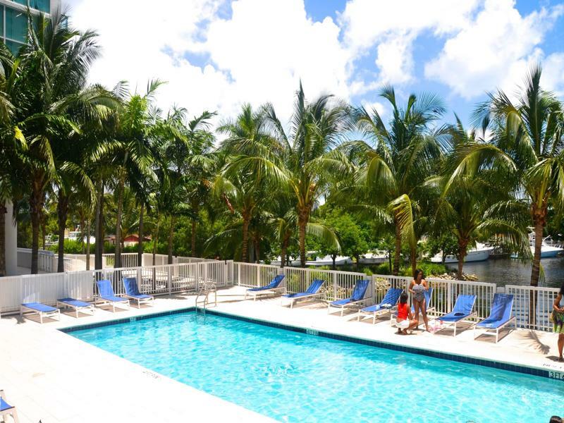 Riviera Luxury Living At River Oaks Marina And Tower Miami Exterior foto