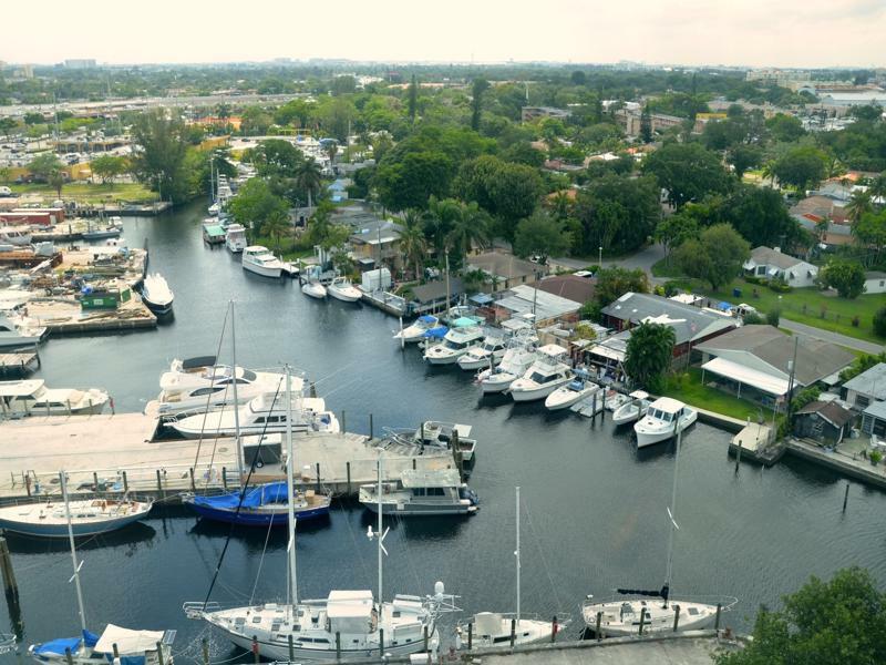 Riviera Luxury Living At River Oaks Marina And Tower Miami Exterior foto